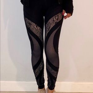 lululemon wunder under lace